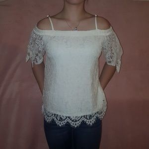 Lace off shoulder the shoulder shirt